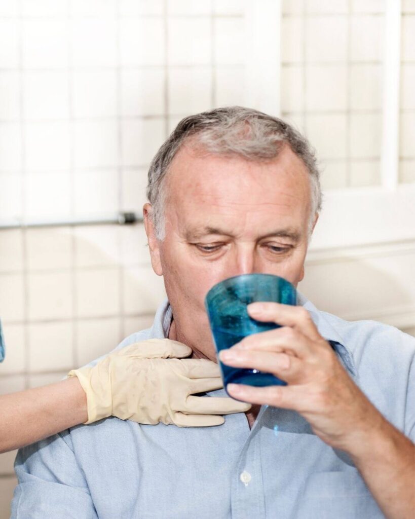 Reeducación de la disfagia Problemas de deglución SFD